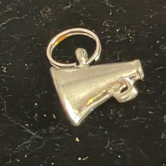 0.5” Vintage sterling silver cheerleading megaphone charm pendant with jump hoop - Picture 1 of 5